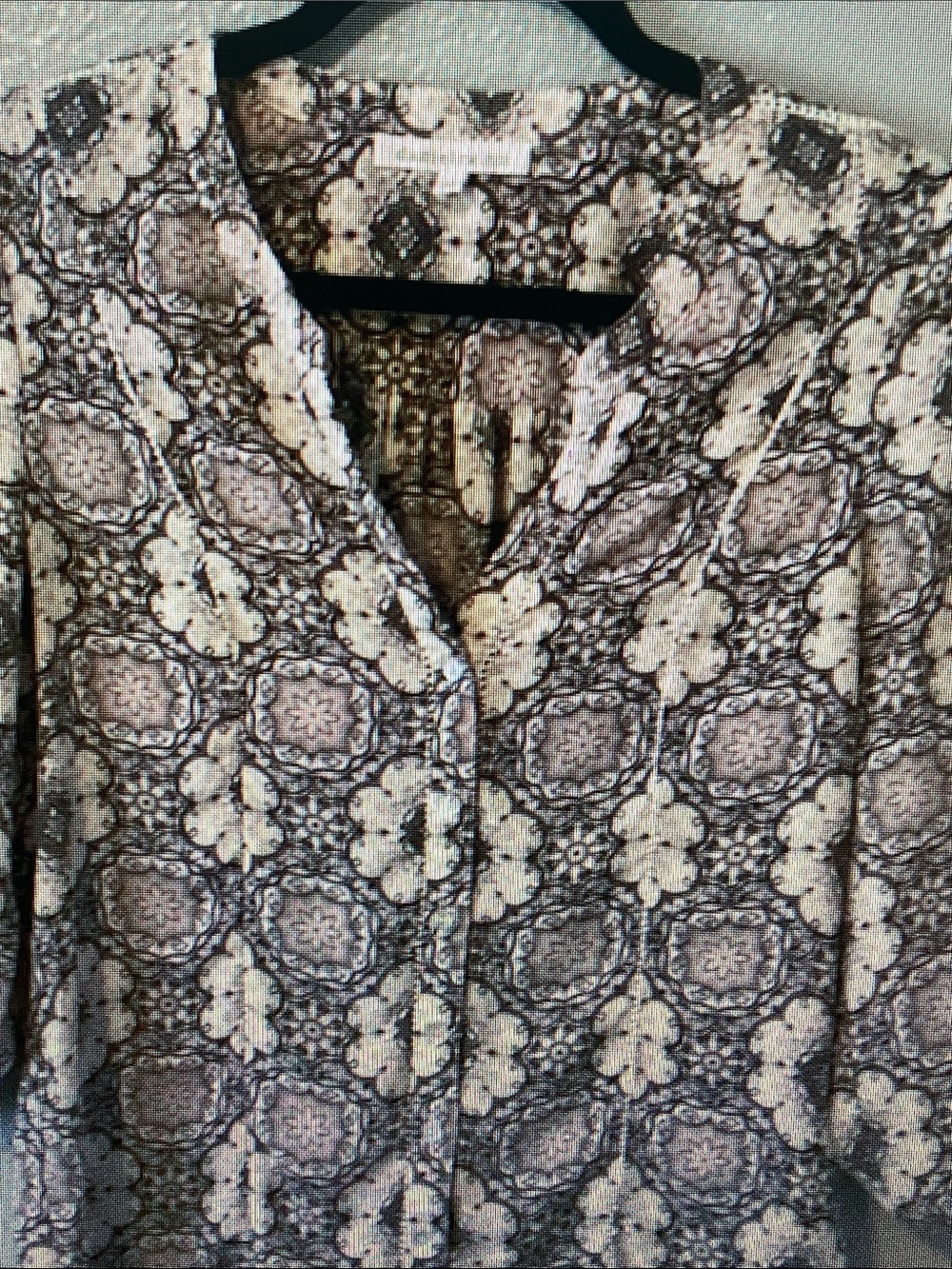 Daniel Rainn Cream and Gray Patterned Blouse